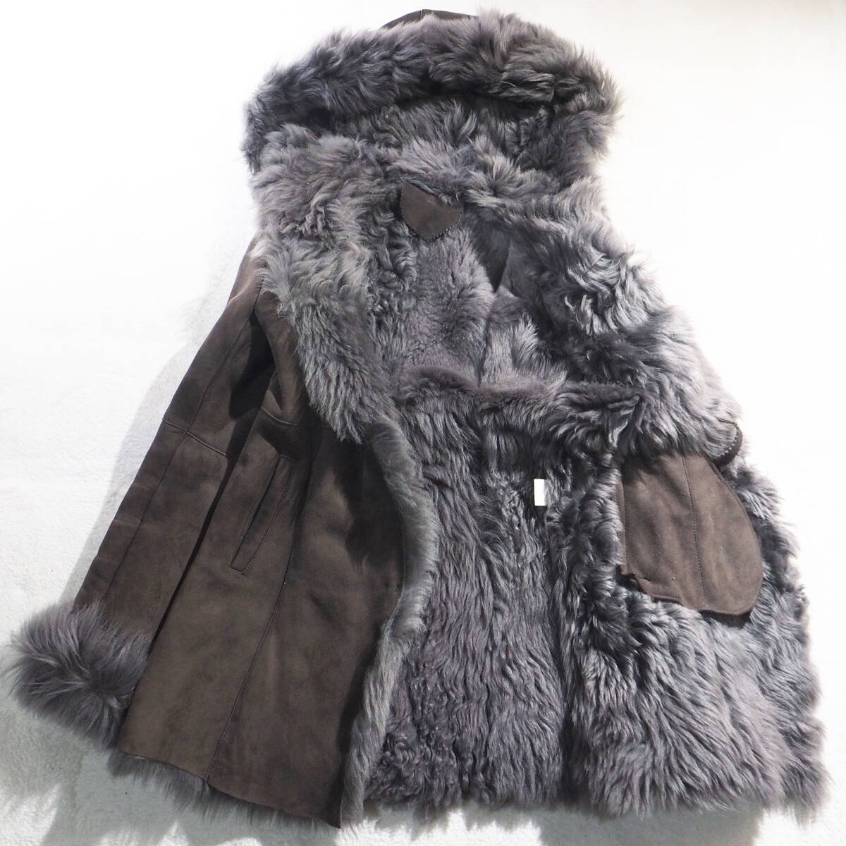 ラムレザー ムートンコート 羊革 グレー 希少カラー リアルファー 細身 フディー レディース S相当 拍卖