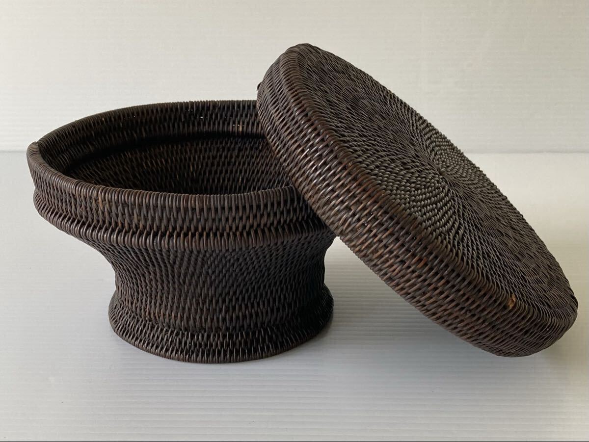 時代 蓋付き編籠 ◆ 民藝 古民具 古道具 編みかご 竹籠 網代 カゴ 小物入れ 細工 収納籠 インテリア 工芸 骨董 ヴィンテージ アンティーク拍卖