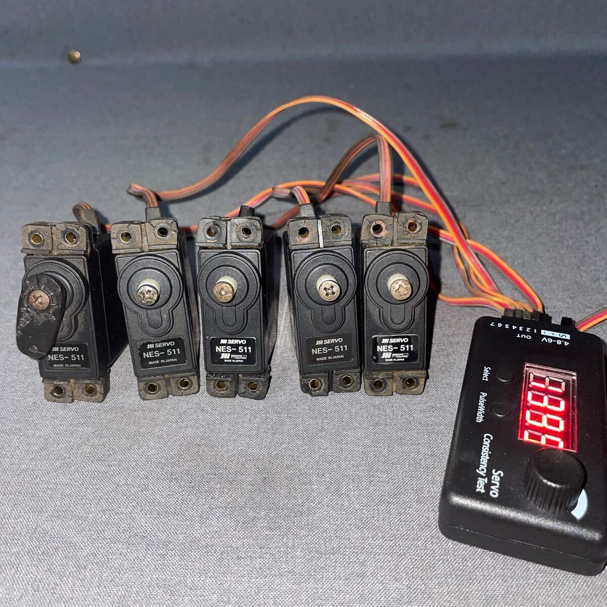 JR PROPO NES-51- サーボ5個セットエンジンヘリ 動作は確認みJR/ALIGN/FUTABA/XL 飛行機/ヘリコプター用サーボ拍卖