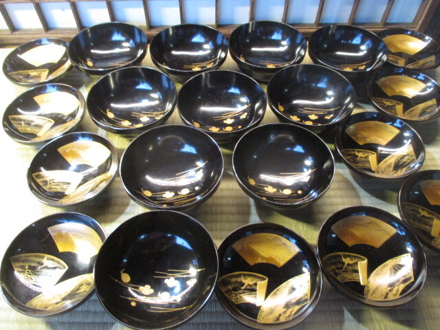 《和》 輪島塗 黒塗金蒔絵吸い物椀10客 扇蒔絵 会席 お店使い 漆器 天然木 箱無し拍卖