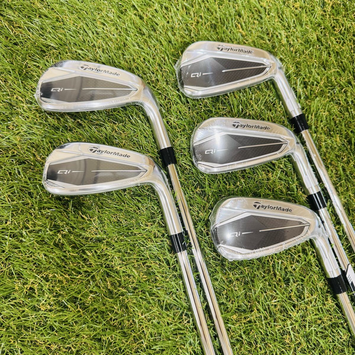【新品】TaylorMade テーラーメイド Qi アイアンセット 5本 N.S. PRO 820GH(R)右利き拍卖