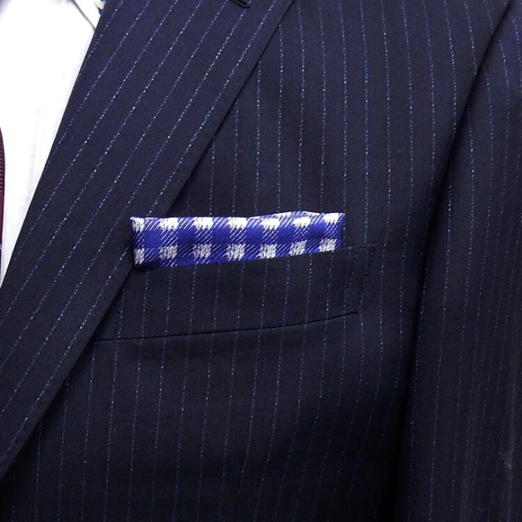 訳あり イタリー生地使用 ポケットチーフ メンズ 結婚式 シルク100% 小格子 チェック 青×白 ブルー PCI1-BL メール便送料無料拍卖