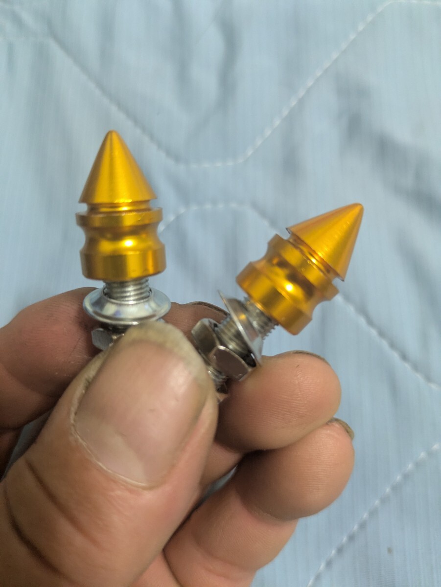 カッコいい〜 新品 未使用 ナンバーマスコット(ゴールド風味(笑))モンキー Dax シャリー Z1 Z2 ナックル パン アーリー ショベル拍卖