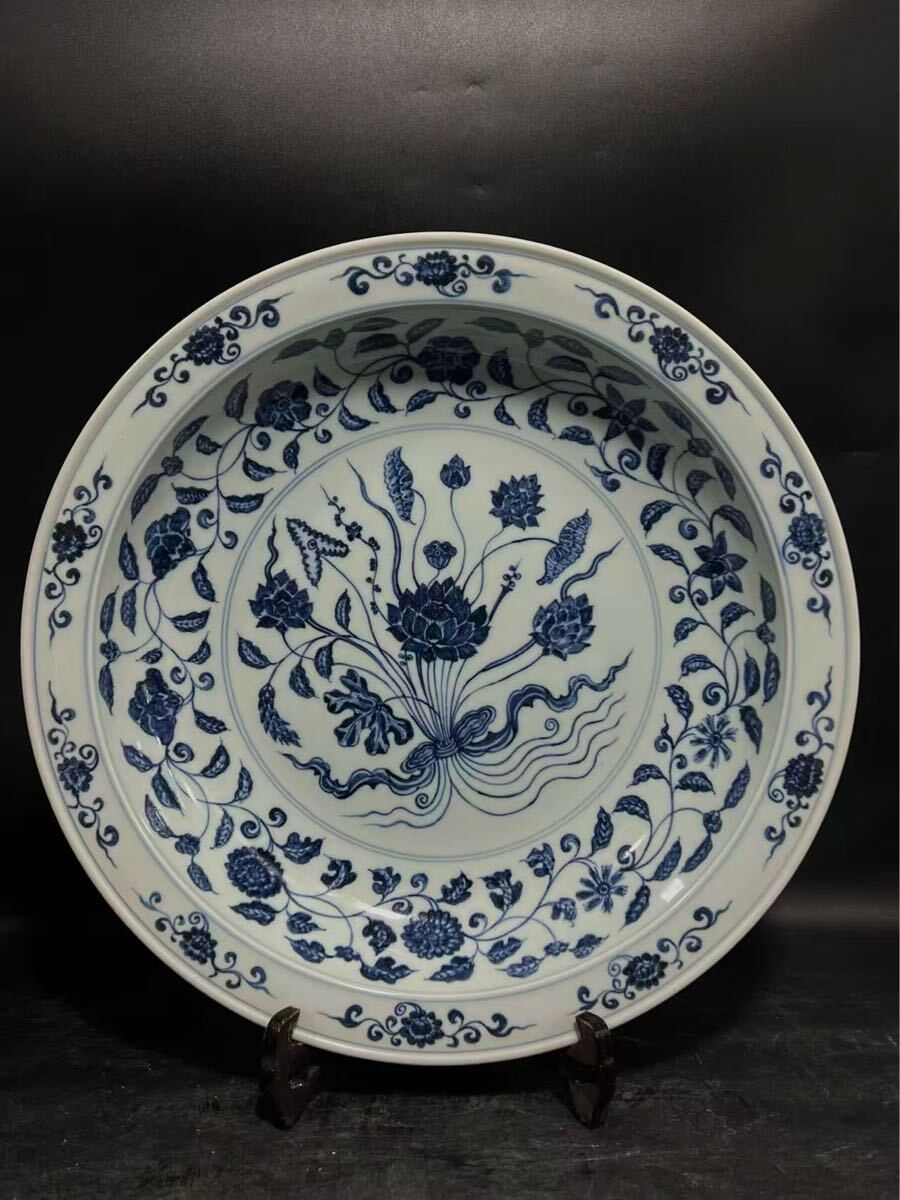 【竹華】中国古美術 明時代 青花 皿 古玩 骨董 時代物 当時物 唐物 骨董品 時代品 美術品 茶道具 置物 js13拍卖