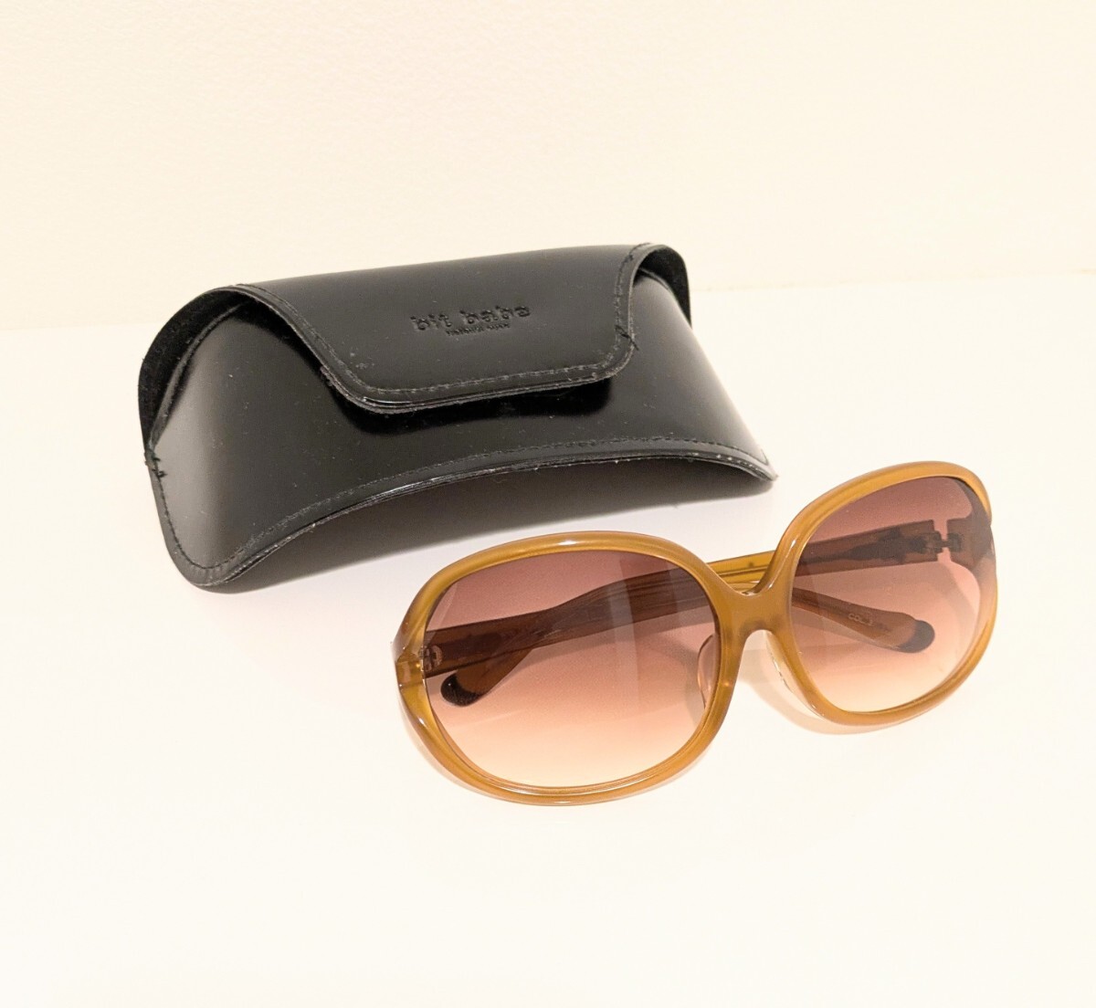 【 小顔サングラス 】bit babe レディース サングラス スワロフスキー クリスタル キャメルカラー グラデーションレンズ 小顔効果 拍卖