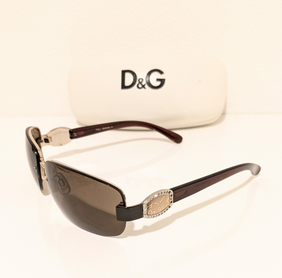 【DOLCE&GABBANA】ドルチェアンドガッバーナ レディース サングラス ラインストーン クリスタル ケース付き イタリア製拍卖