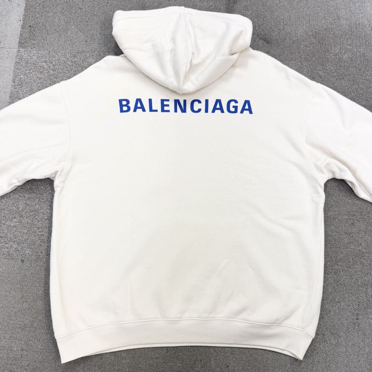 25『極美品・デムナ期』 BALENCIAGA バレンシアガ メンズ プルオーバー パーカー スウェット フーディ バックロゴ ビッグロゴ M アイボリー拍卖