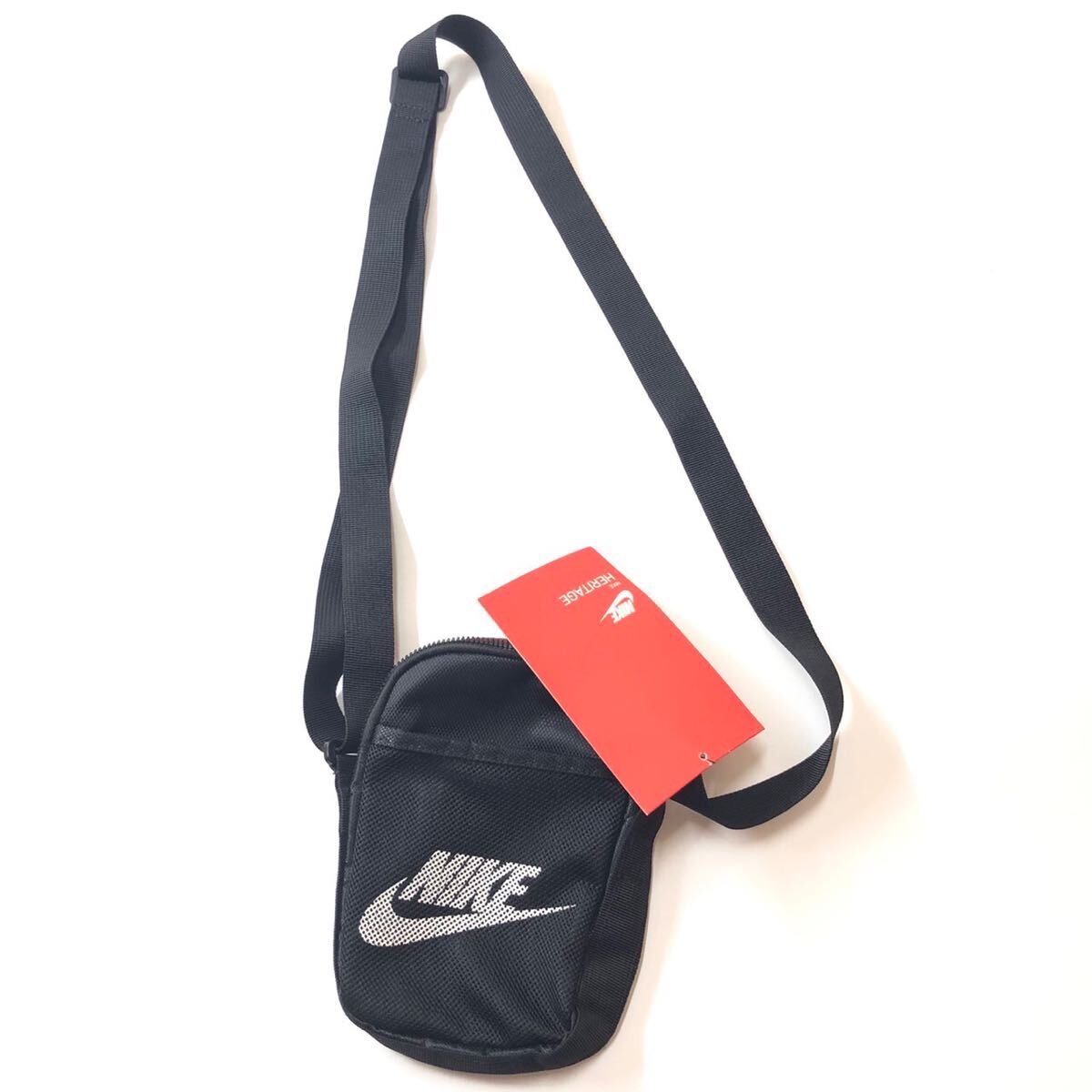 NIKE ナイキ スモールショルダー バックCK0985-010 サイズ18x13x3cm容量1L拍卖