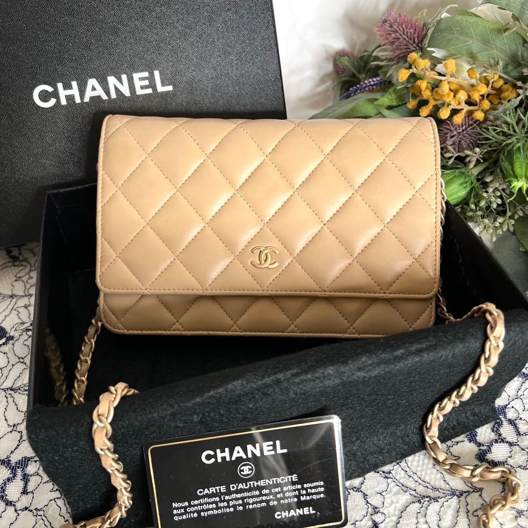 CHANEL シャネル【美品】チェーンウォレット ラムスキン ショルダーバッグ拍卖