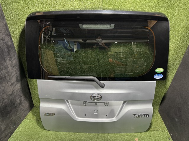 タント DBA-LA600S バックドアASSY S28 67005-B2B20-B0拍卖