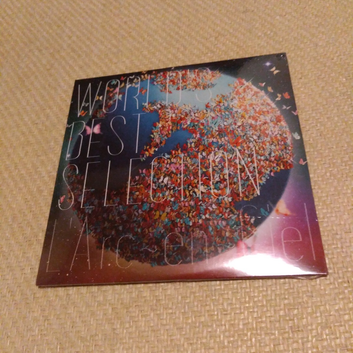 新品 未開封 World’s Best Selection/L'Arc〜en〜Ciel ラルク ベスト アルバム 輸入盤 CD hyde tetsuya ken yukihiro レア 貴重 入手困難拍卖