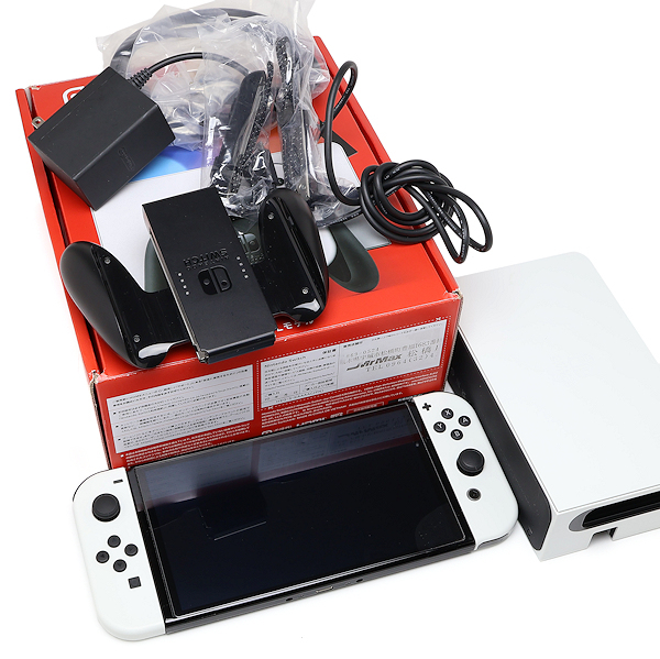 Nintendo Switch(有機ELモデル) Joy-Con(L)/(R) ホワイト HEG-S-KAAAA拍卖