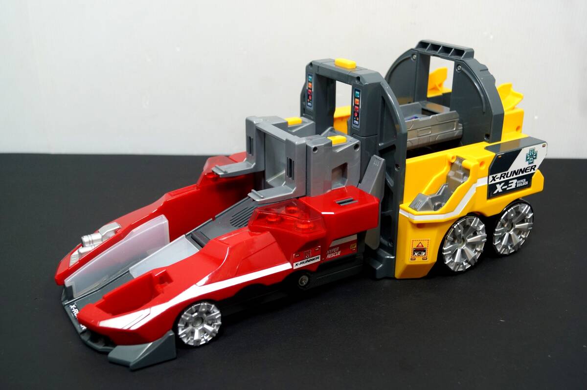 古め トミカ系大型玩具「TOMICA ハイパーシリーズ X-RUNNER X-2 RESCUE/X-3 BUILDER X-1欠品」動未確認 欠損欠品有 部品取りに ジャンク拍卖