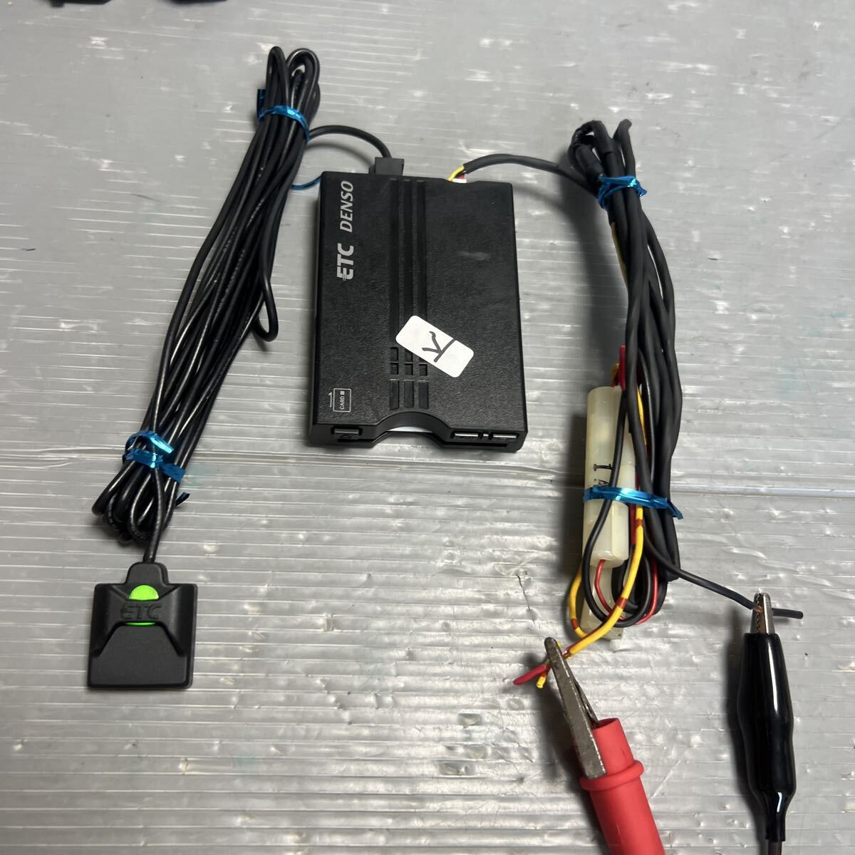 ETCデンソー (DIU-9400)軽自動車から外しました中古品です アンテナ分離型 ( 軽自動車セットアップ)拍卖