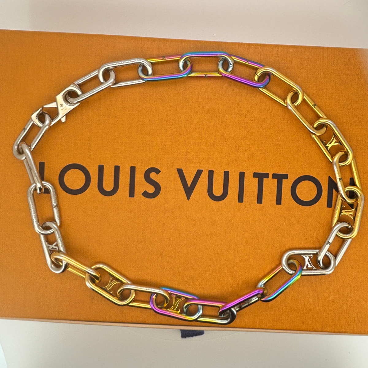 希少 ルイヴィトン マルチカラー コリエ チェーン ネックレス レインボー拍卖