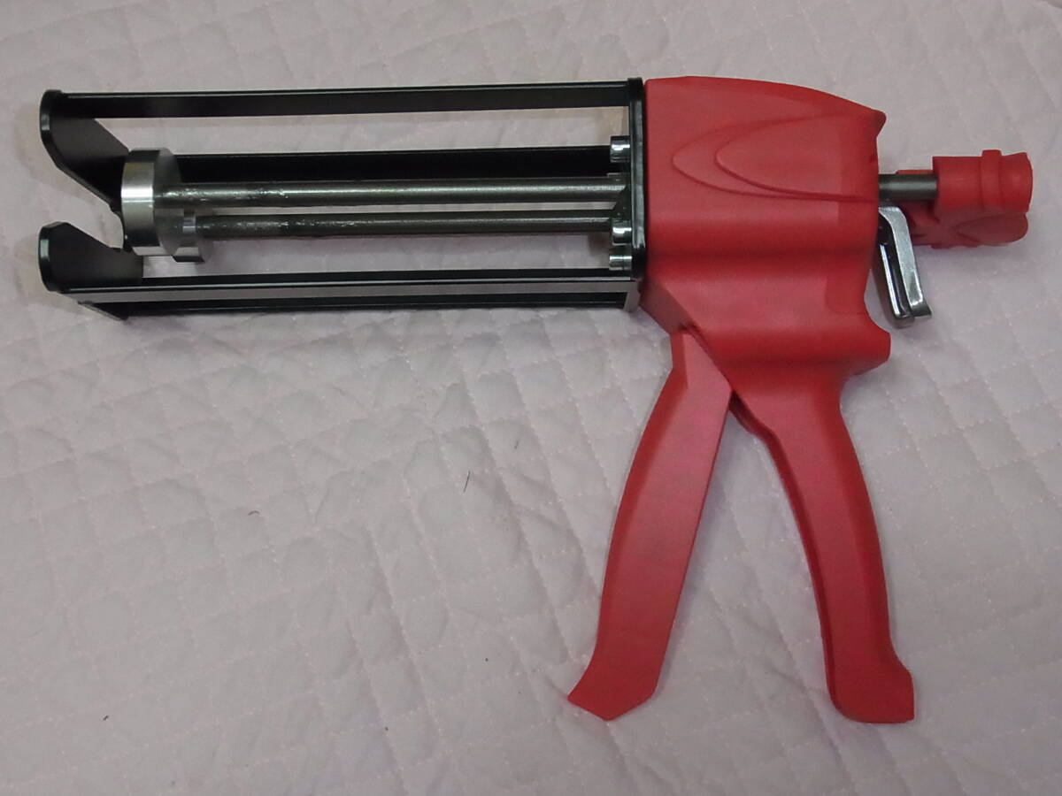 8115 パネルボンド 押し出しハンドガン 200ml用拍卖