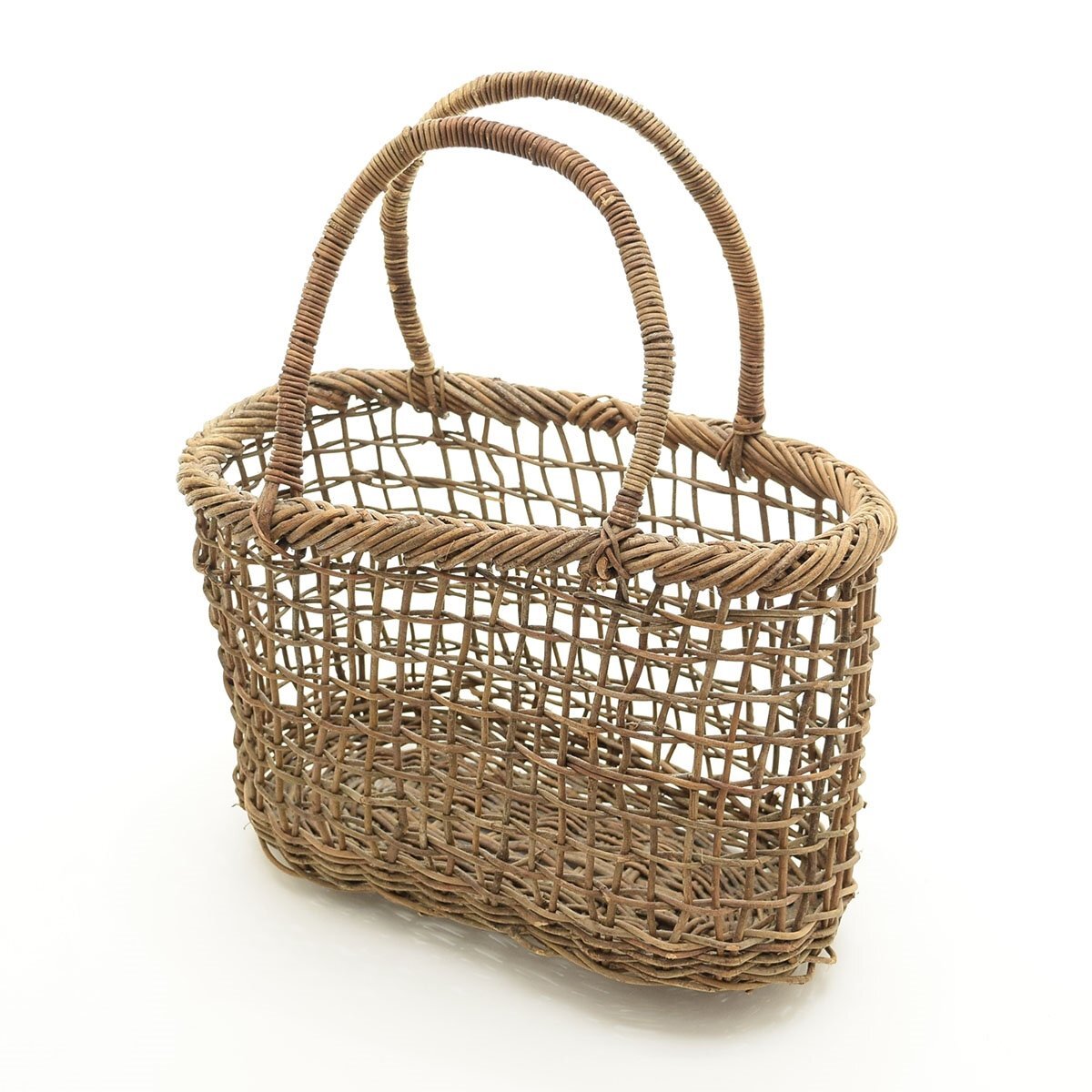 ●546243 古い あけび 籠バッグ サイズ:約33×22cm(マチ約15cm) 当時物 工芸品 編籠 カゴバッグ かごバッグ 昭和レトロ拍卖