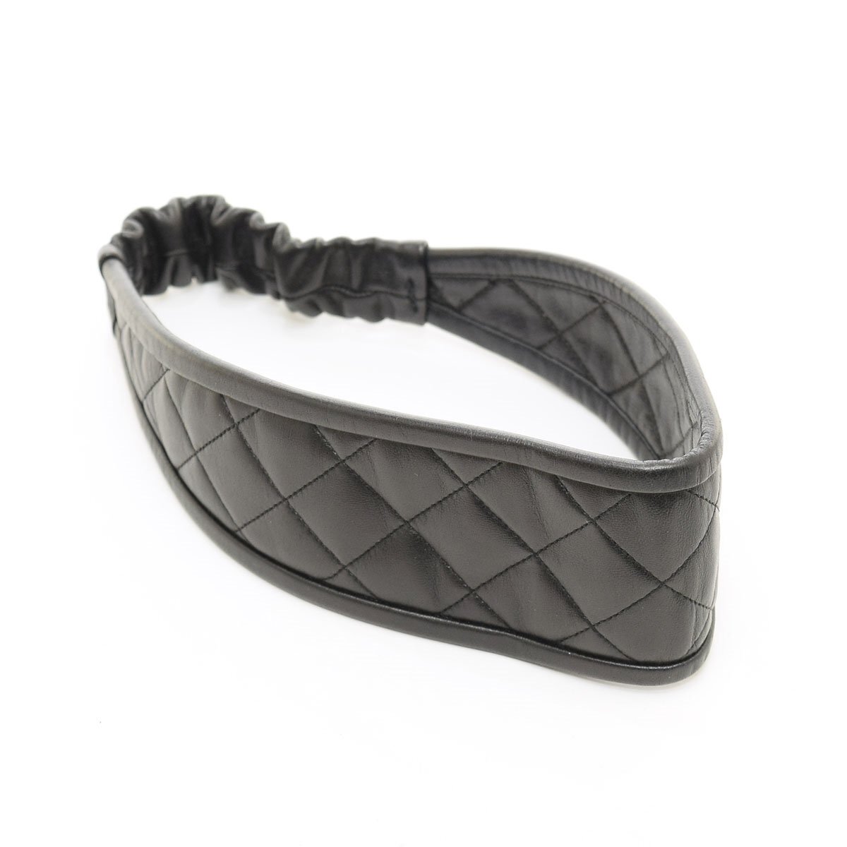 □522679 CHANEL シャネル ヘアバンド カチューシャ マトラッセ レザーキルティング ヴィンテージ レディース ブラック拍卖