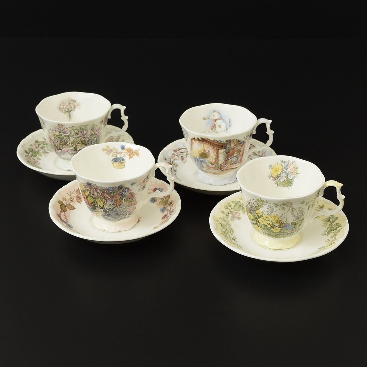 ◎516888 美品 廃盤・希少 Royal Doulton ロイヤルドルトン ブランブリーヘッジ カップ&ソーサー 4客セット 春・夏・秋・冬拍卖
