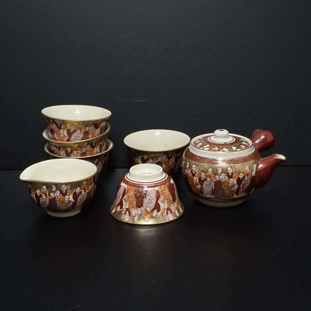 ◎559725 未使用品 九谷焼 赤絵 金襴手 中国人物文 煎茶器揃 横手急須 湯冷まし 湯呑拍卖