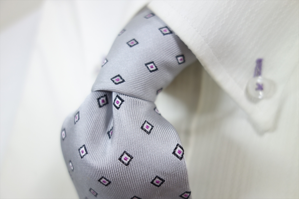 8577◆ブリックハウス BRICK HOUSE 四角柄 シルクネクタイ拍卖