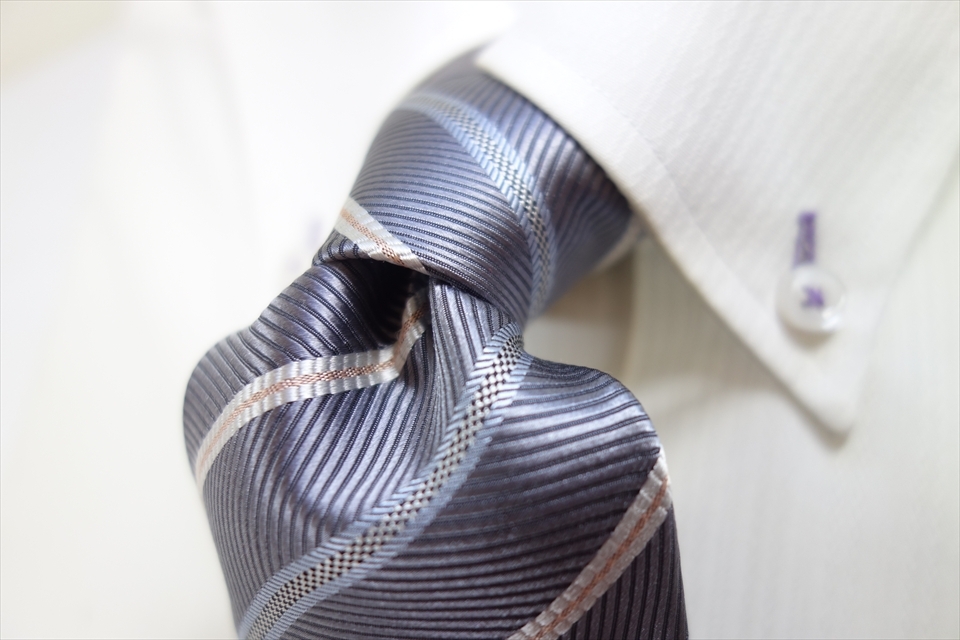 8640◆アールニューボールドR.NEWBOLD ストライプ柄 シルクネクタイ拍卖