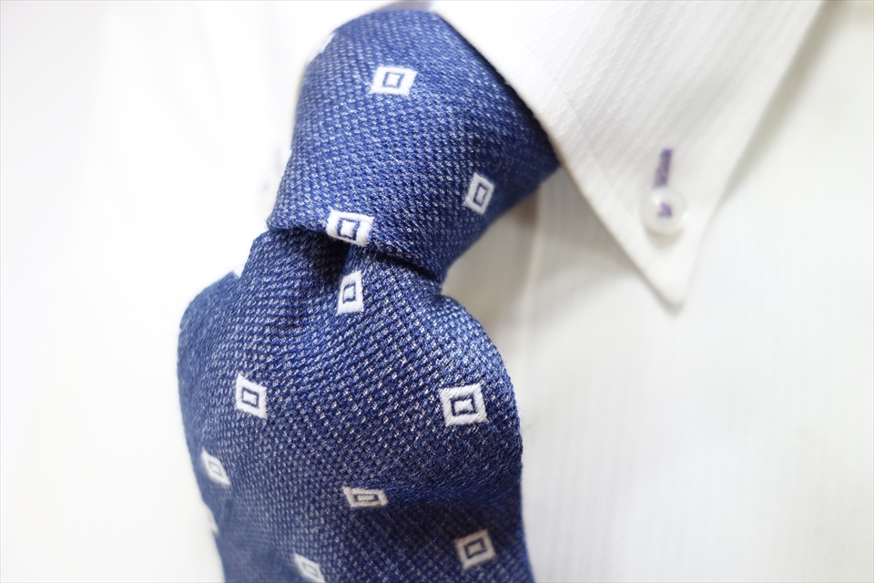 8647◆イタリア製 エー&ディータイズA&D ties 四角柄 シルクネクタイ拍卖