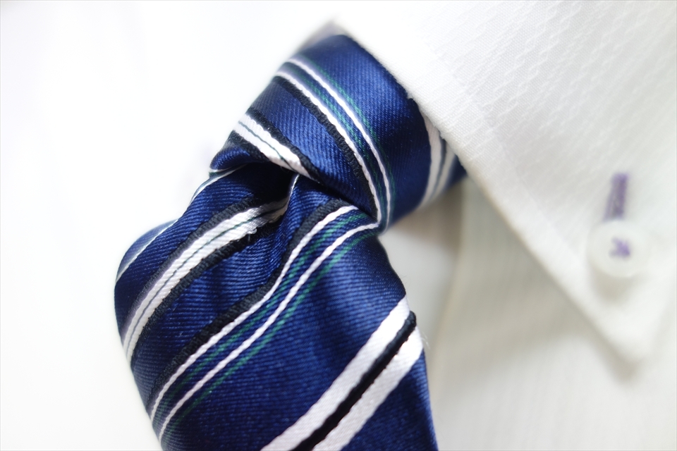 8729◆レミュー LES MUES ストライプ柄 シルクスリムネクタイ拍卖