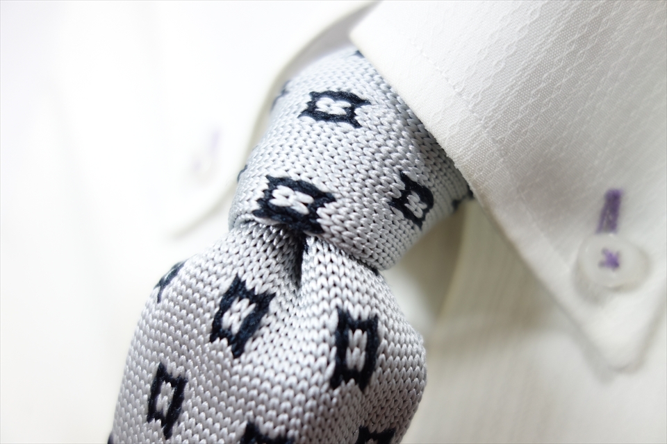 8825◆ブリックハウス BRICK HOUSE スクエアスリムネクタイ拍卖