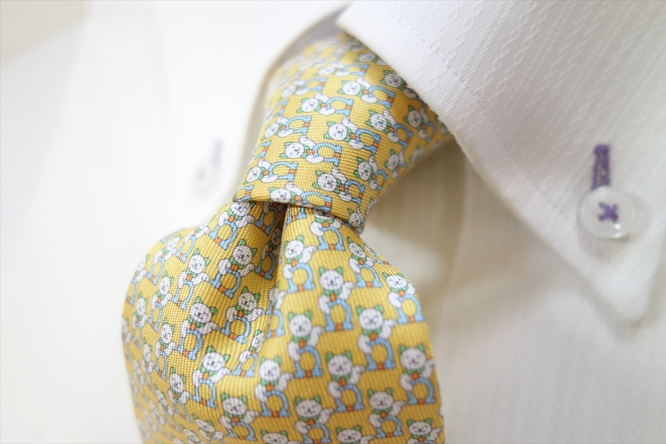 8855◆イタリア製 サルヴァト-レフェラガモ SalvatoreFerragamo 招き猫柄 シルクネクタイ拍卖