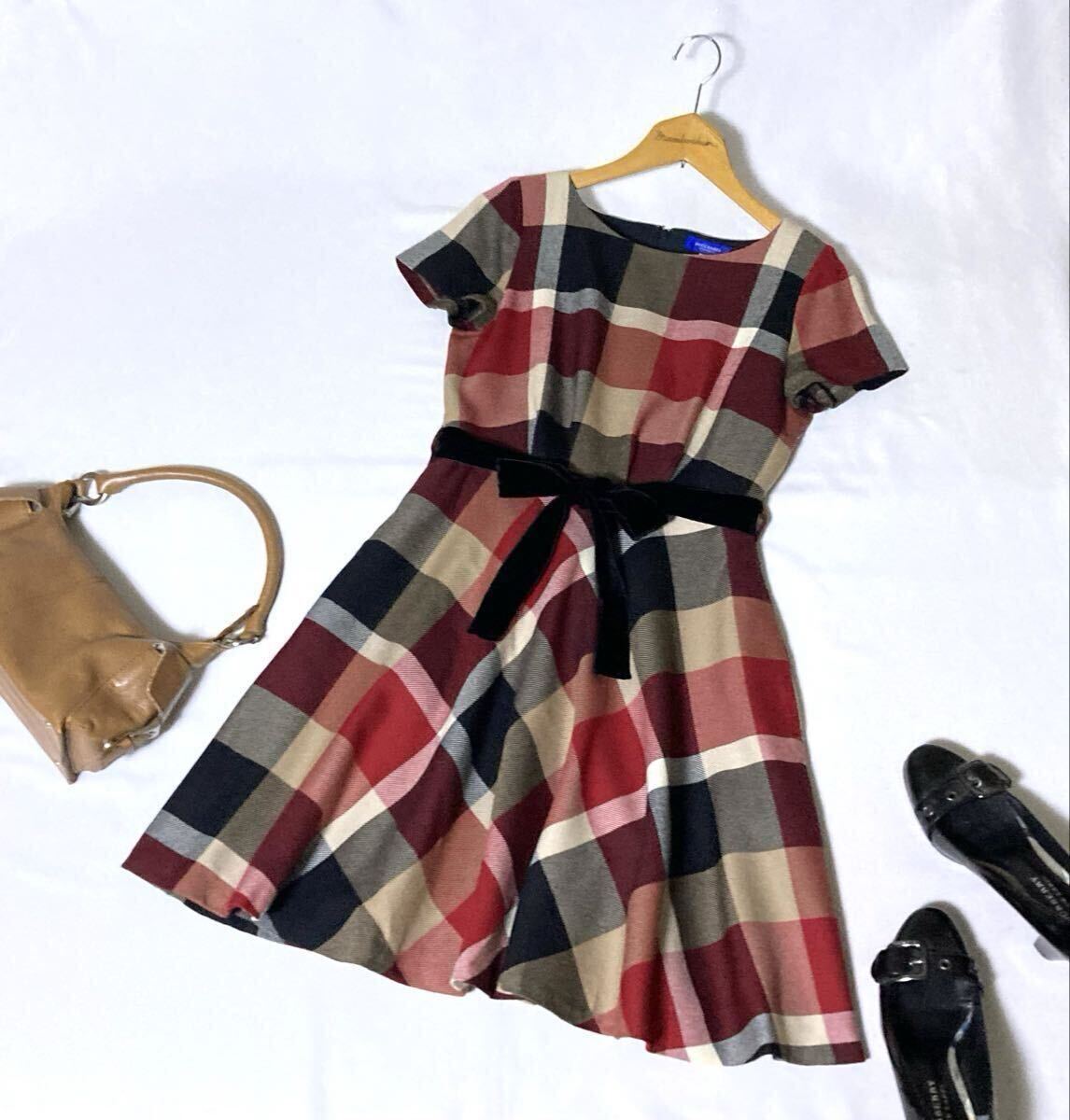 ブルーレーベルクレストブリッジ ベロアのおリボンベルトが可愛いチェック柄ワンピース 36 送料230円♪拍卖