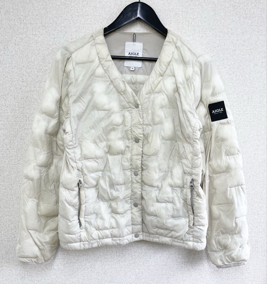 AIGLE エーグル 撥水加工 キルティング 中綿ジャケット ブルゾン アイボリー レディース Mサイズ 38号 アウトドア 拍卖
