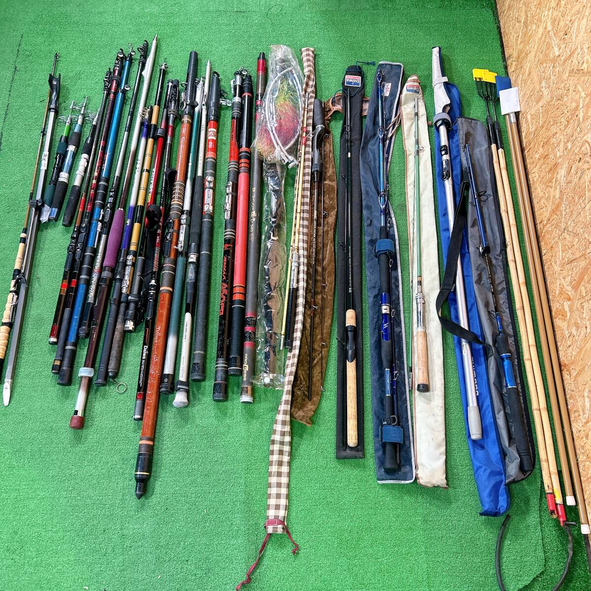 釣竿 磯竿 釣り竿 投げ竿 釣具 船竿 渓流 川 まとめ 大量 30本程 Daiwa simano 中古 現状品拍卖