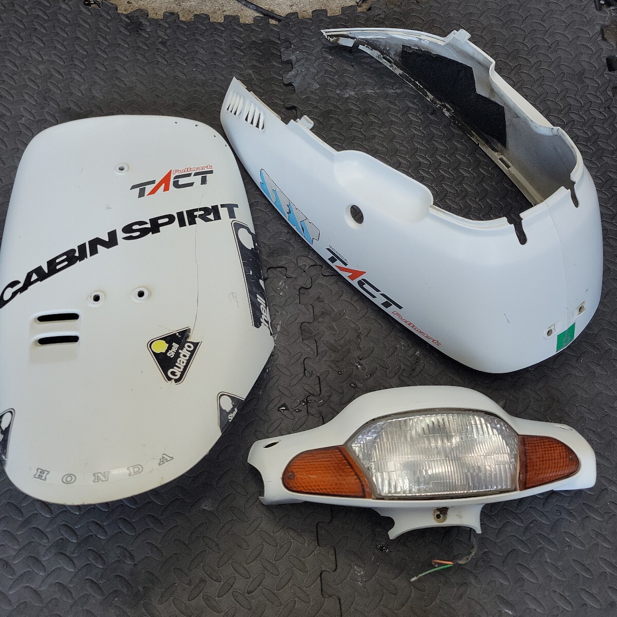 ホンダ AF16タクト カウルセット 外装 ヘッドライト フロントカウルリアカウル拍卖