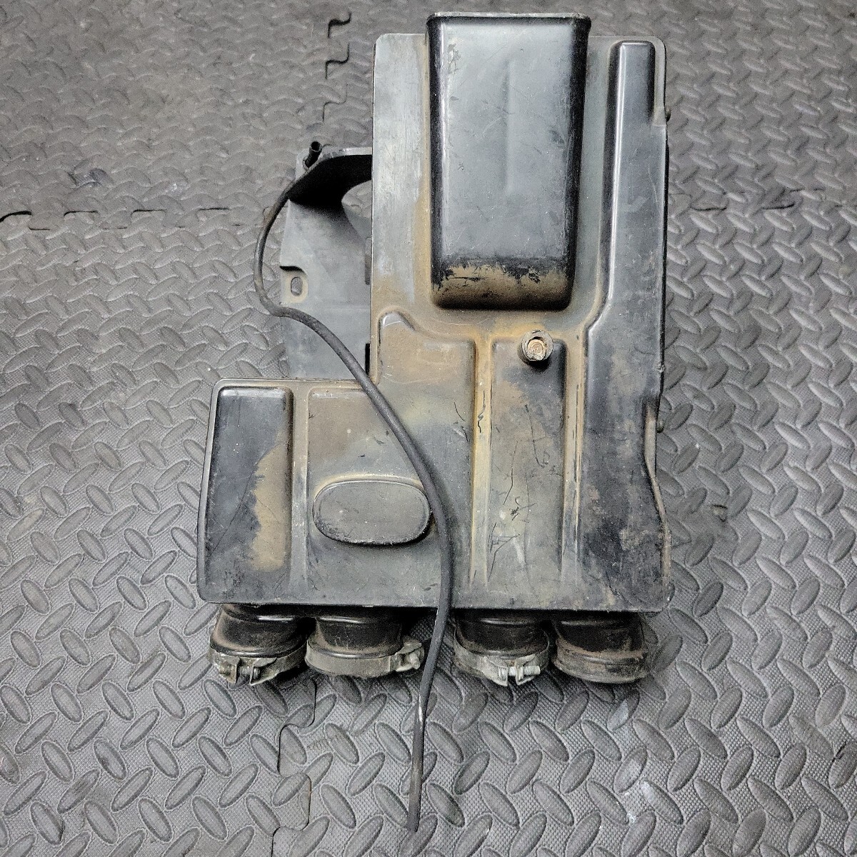 ホンダ CBR400F 純正エアークリーナーボックス エアクリ拍卖