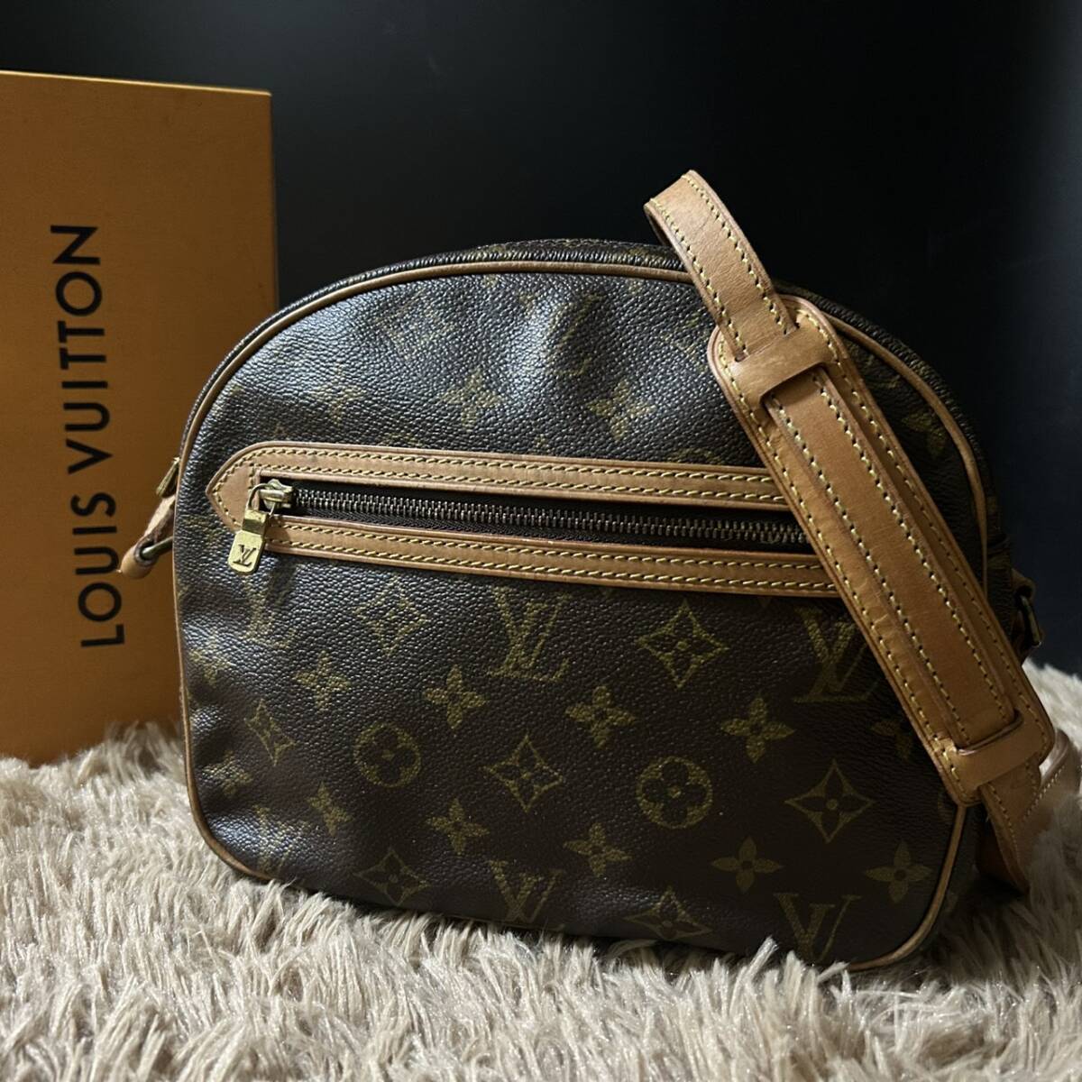 1円~【鑑定済】ルイヴィトン LOUIS VUITTON サンリス ショルダーバッグ モノグラム キャンバス拍卖