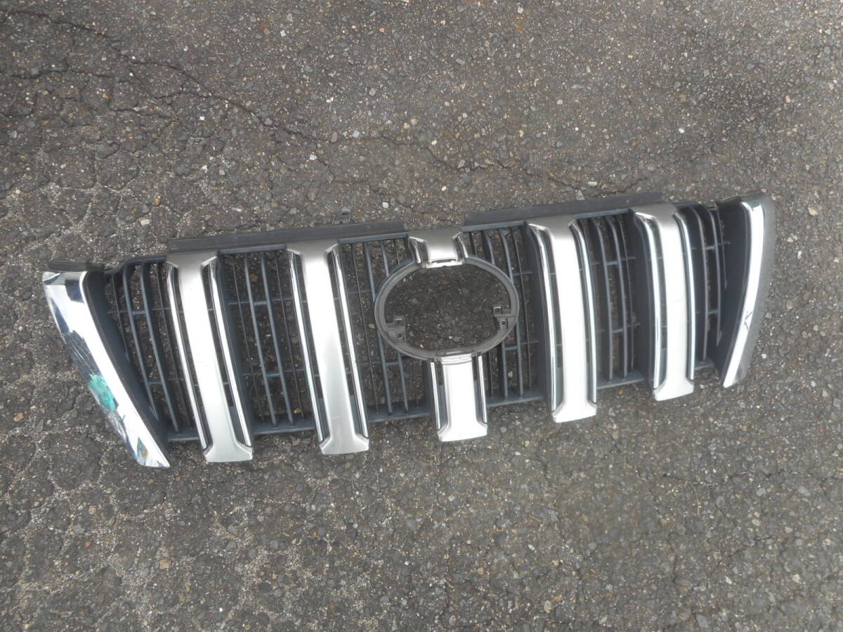 ランドクルーザー ランクル プラド 150 TRJ150W GRJ150W GRJ151W 中期純正 フロントグリル ラジエターグリル ラヂエターグリル 53111-60A71拍卖