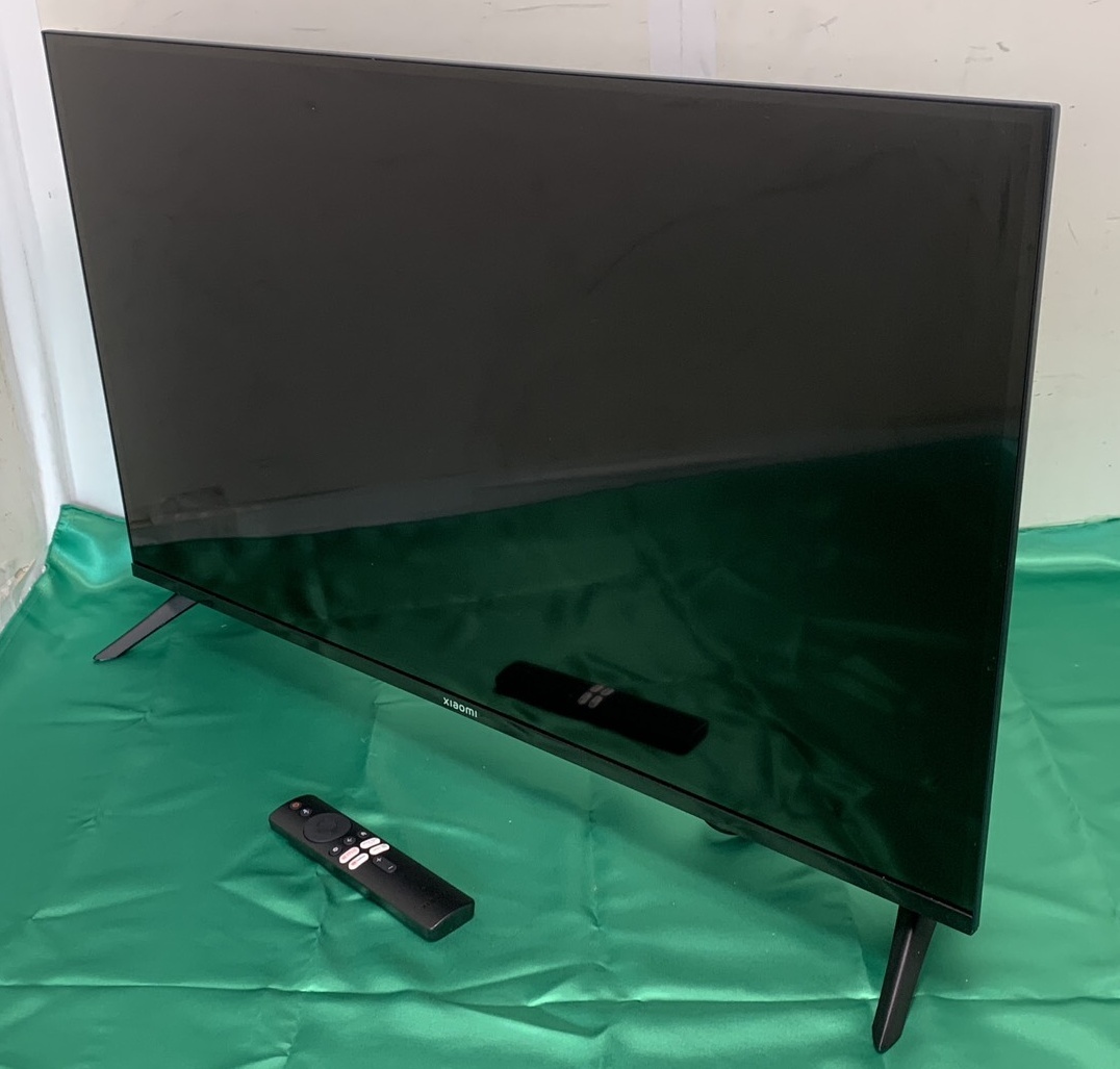 ML10-16 ● Xiaomi L32M8-A2TWN拍卖