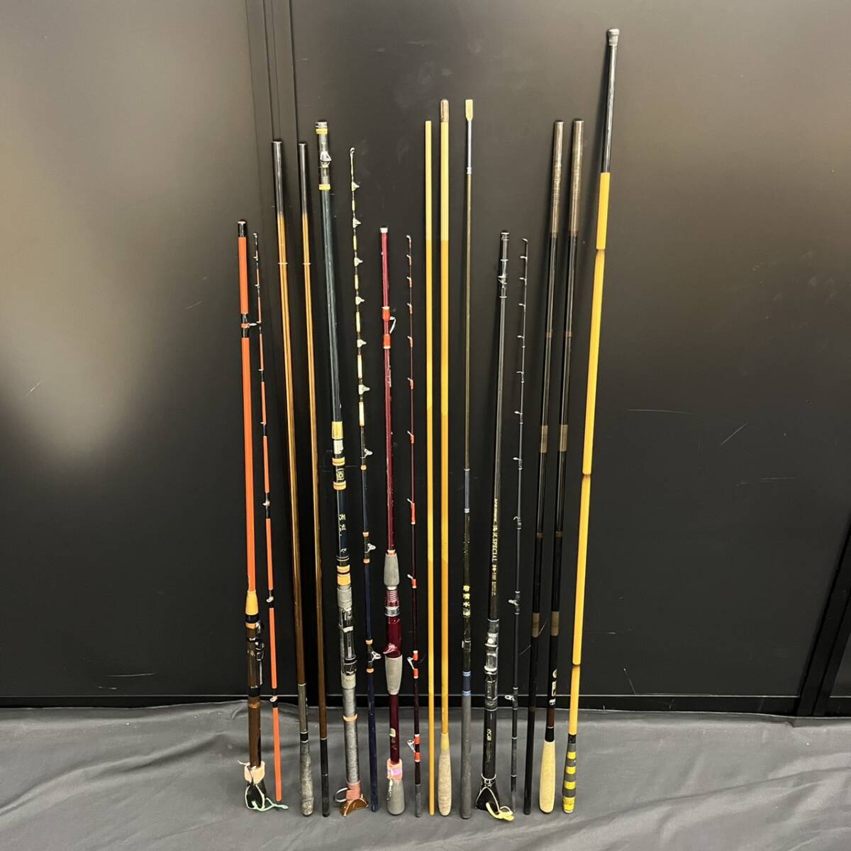 KIS/210657-2/8000/S104-73/【幕張】竿9点まとめ 龍雲 十八尺 わびすけ 13 他 拍卖