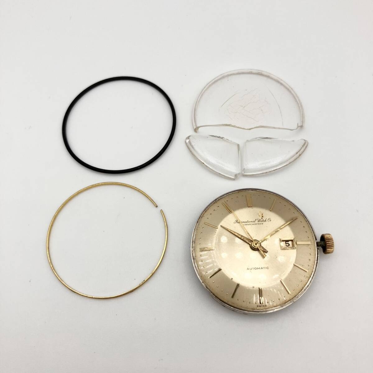 z/z/z/G104-115/【幕張】腕時計 International Watch Co SCHAFFHAUSEN 文字盤 ムーブメント パーツのみ ※パーツ破損拍卖