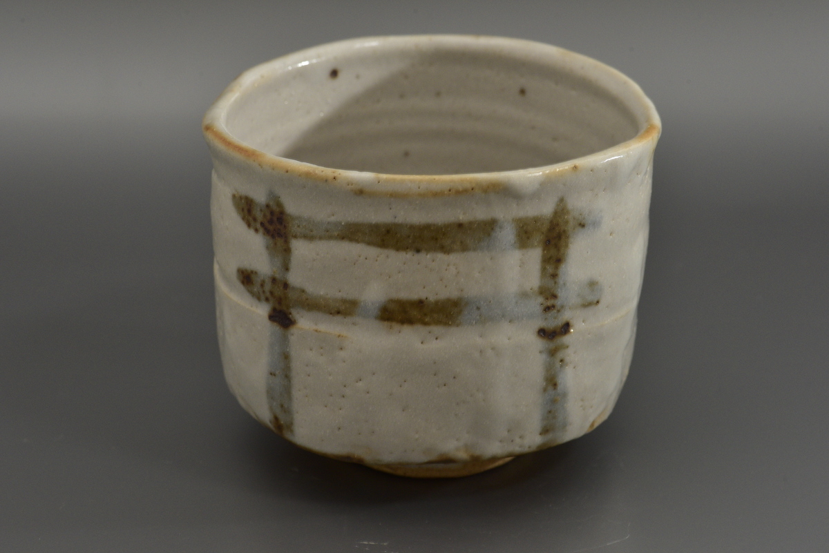 国宝写の志野茶碗 美濃 田中源彦 作 検索:古美術/桃山/江戸時代/鎌倉/室町/李朝/陶片/古唐津/高麗/織部/黄瀬戸/日本工芸拍卖