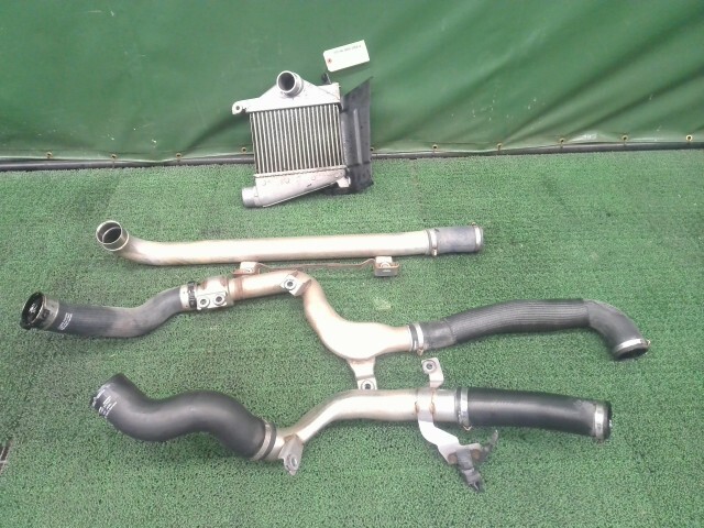 NV350キャラバン LDF-CW8E26 インタークーラー K23 14461-3XN0A パイピング付き拍卖