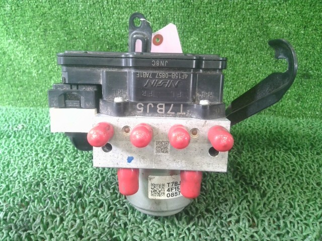 ヴェゼル DAA-RU3 ABSアクチュエーター G539P 57110-T7B-J53拍卖