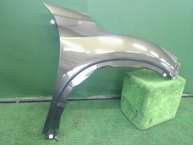 ヴェゼル DAA-RU3 右フェンダー 右F G539P 60210-T7A-000ZZ拍卖