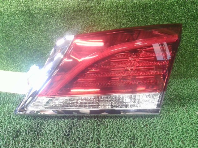 クラウン DAA-AWS210 右フィニッシャーパネル 1F7 30-405 81581-30520 81581-30521拍卖