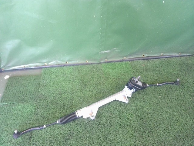 リーフ ZAA-ZE1 ステアリングギアボックス RAY 48001-3NB0C拍卖