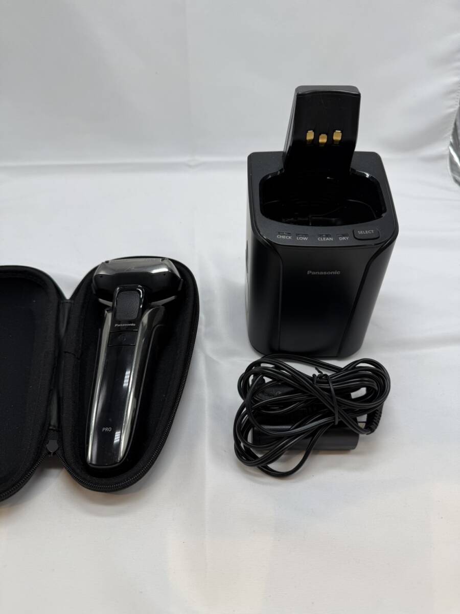 Panasonic ラムダッシュ ES-LV9W-S 5枚刃 シルバー 洗浄充電器・ケース付き 通電確認済み拍卖