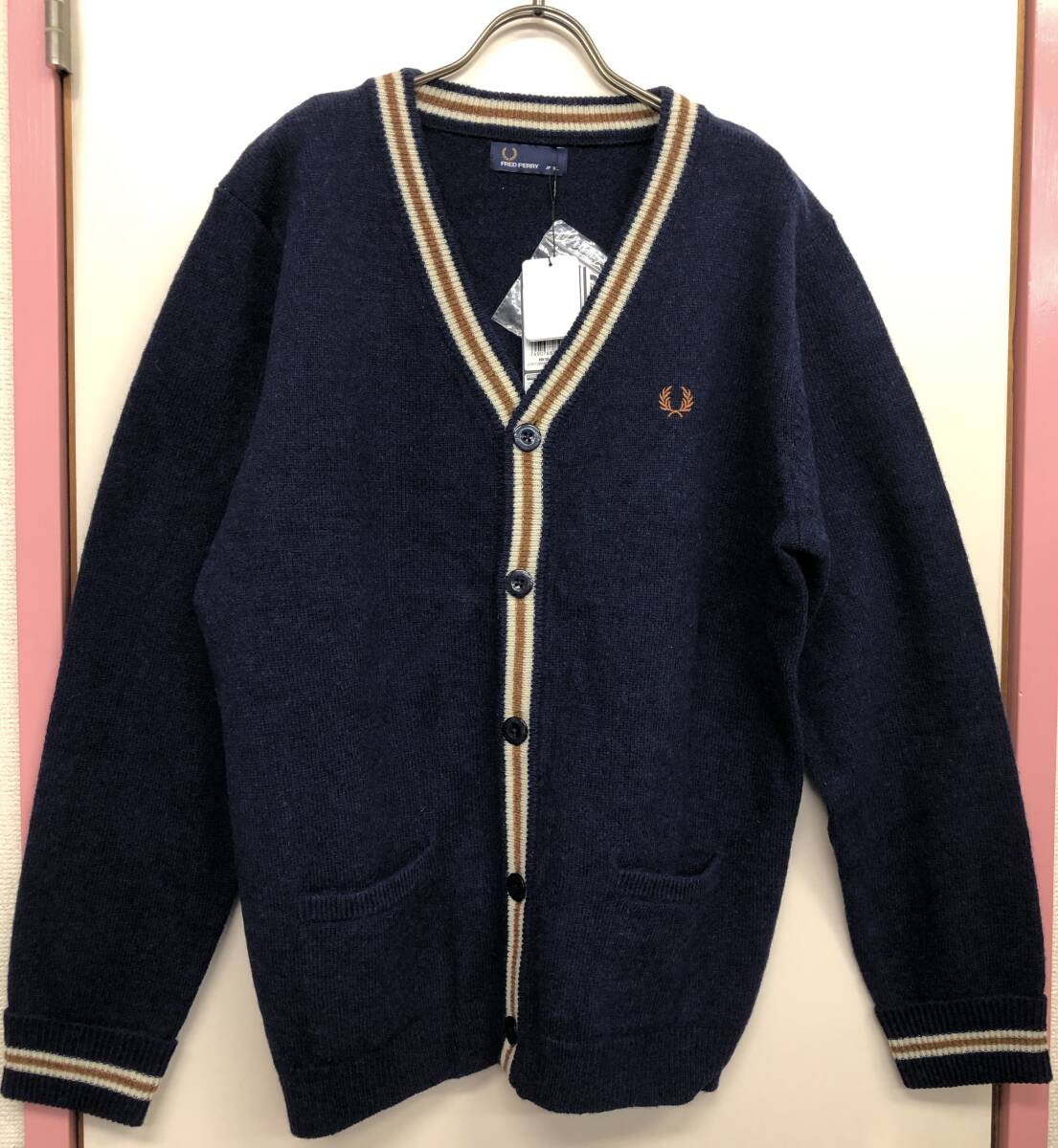 1円スタート!未使用品★ メンズニットカーディガン XLサイズ FRED PERRY ダークネイビー F3078 ウール100% セーター 拍卖