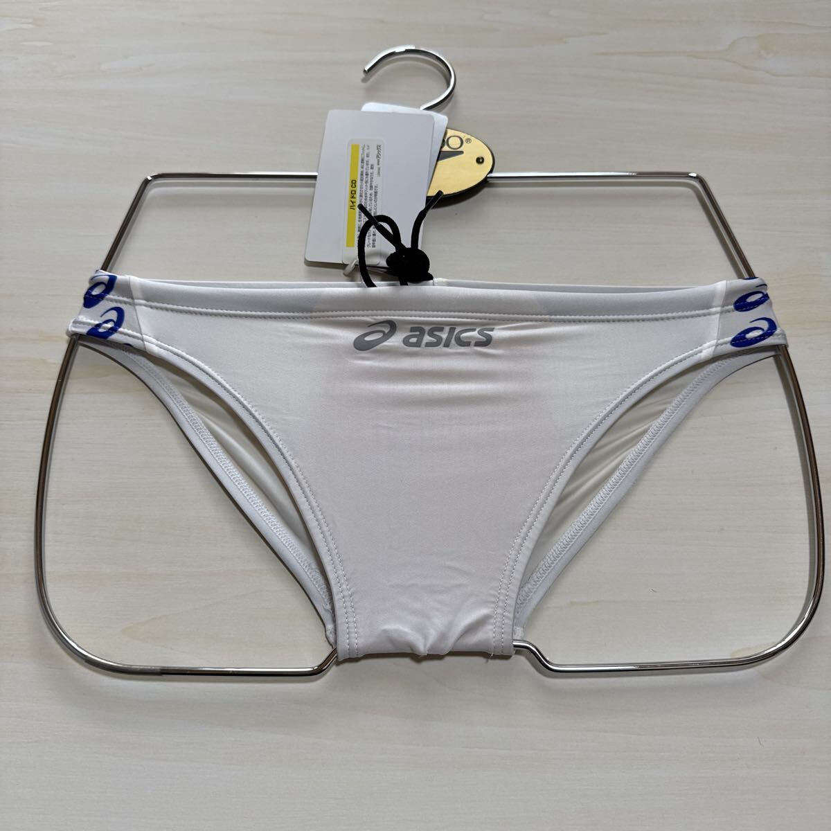未使用 ハイドロCD サイドロゴモデル ホワイト asics アシックス 競パン Sサイズ メンズ 競泳 水着 Vパン 薄地 競泳水着拍卖