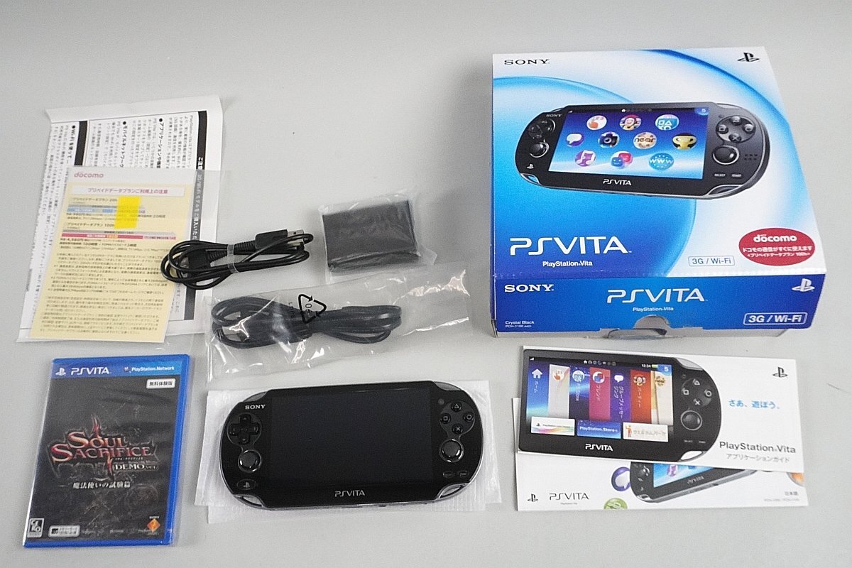 ★ SONY ソニー PS Vita PCH-1100 ブラック 3G / Wi-Fiモデル 本体 / メモリーカード 16GB付き 動作確認済み拍卖